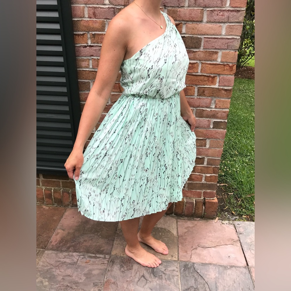 NWT Pastel Mint Vince Camuto One Shoulder Pleated Party Dress 4